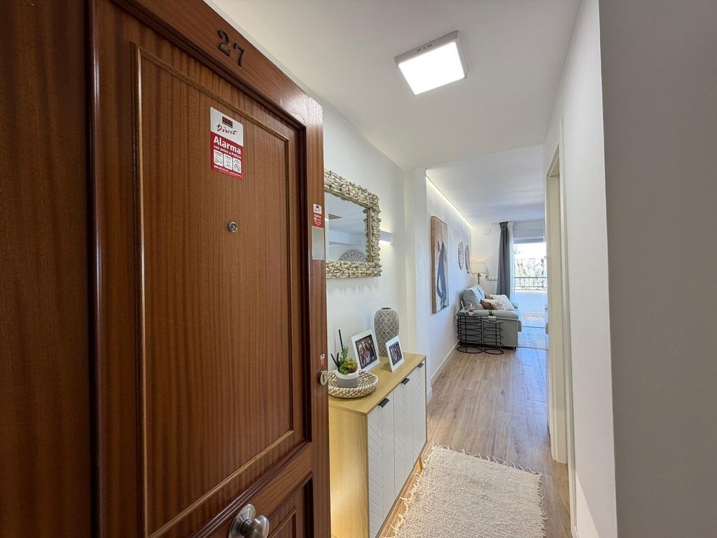 Property photo 2 of 50