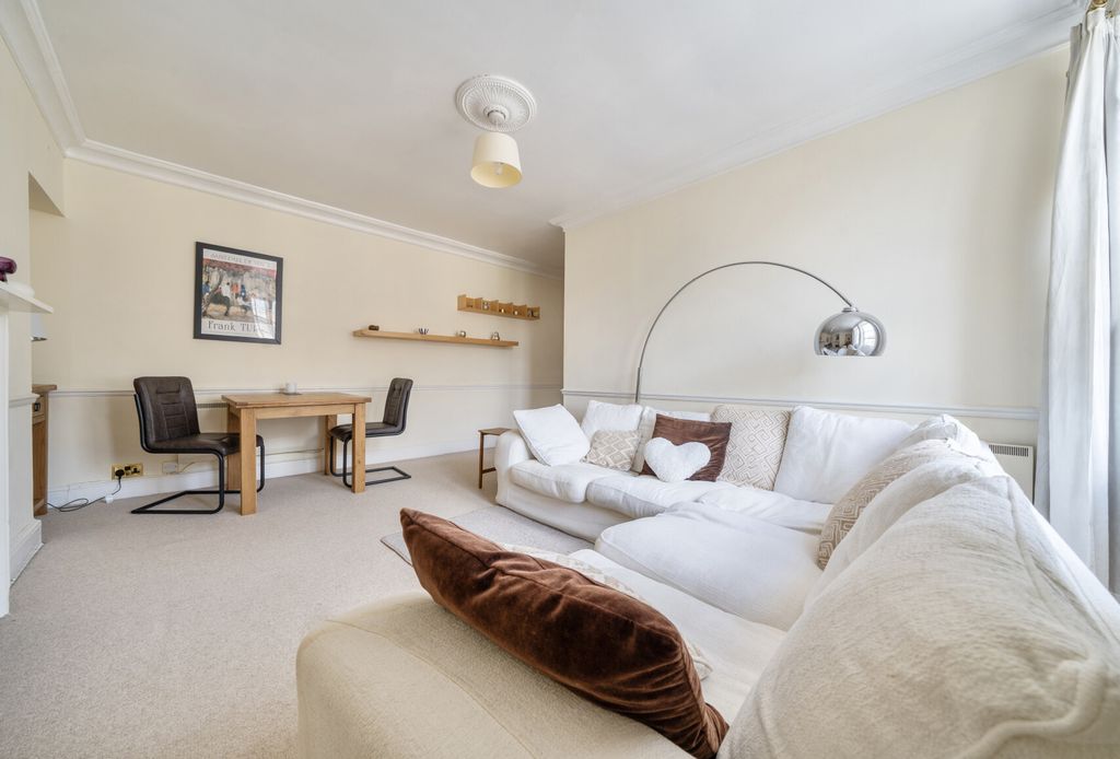 Property photo 2 of 17 1463755-12-6A05F4...