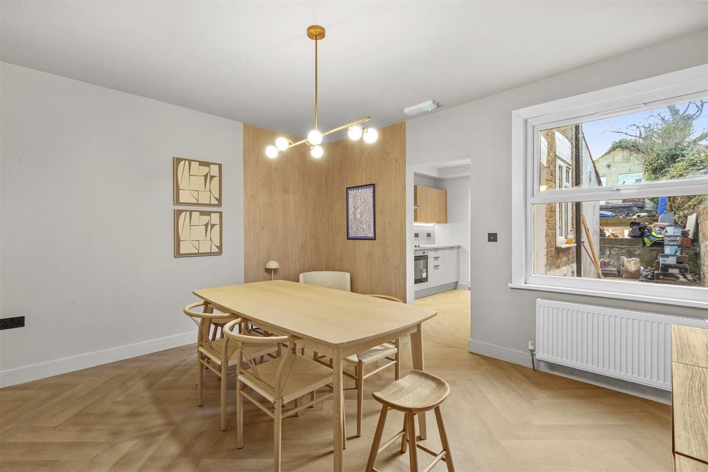 Property photo 3 of 5 Dining Area