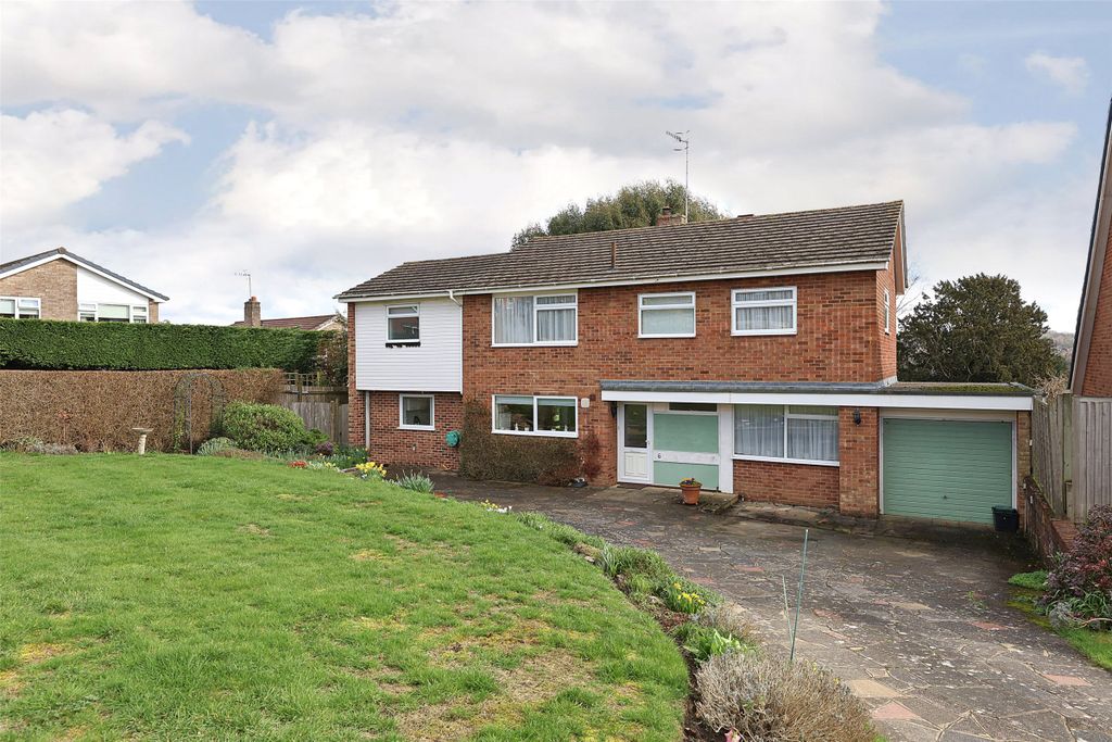 Property photo 1 of 16 Picture No. 02