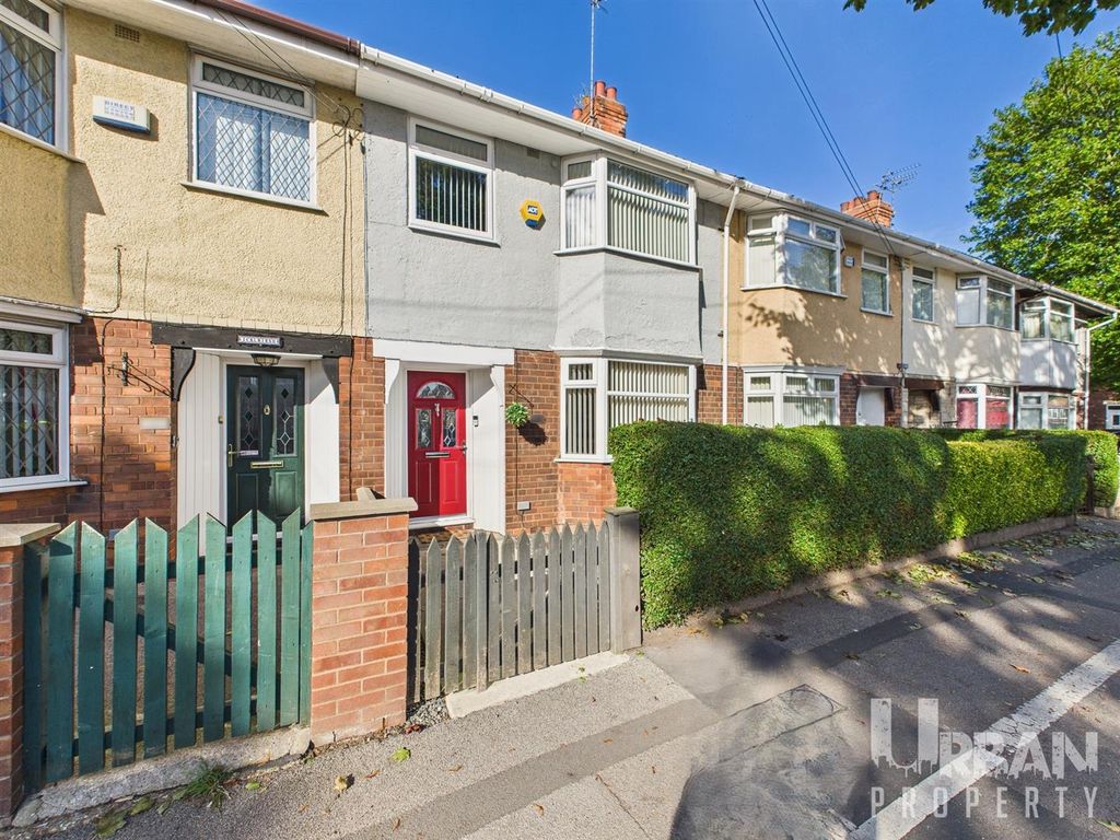 Property photo 1 of 12 Cam03038G0-Pr0198-Still016.Jpg