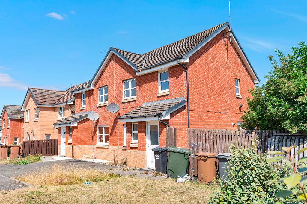 Property photo 2 of 26