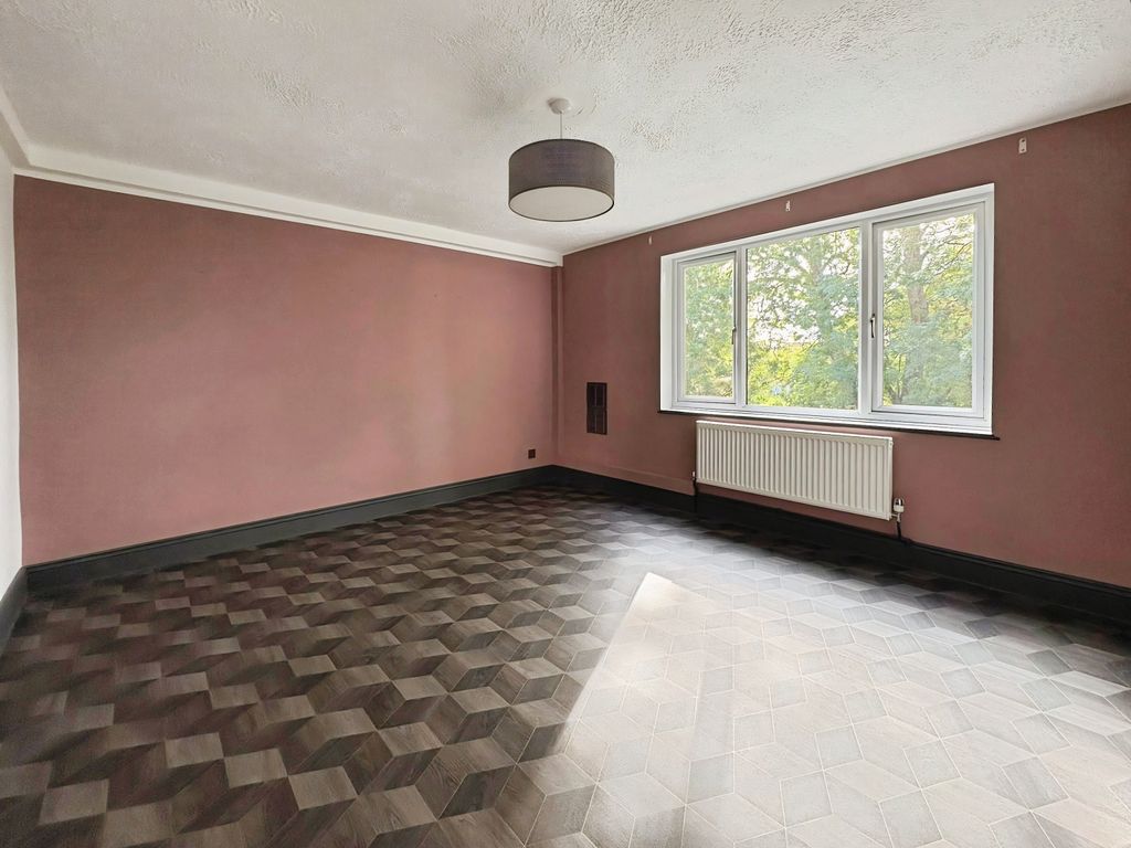 Property photo 3 of 13 2F5145c7-Whatsapp 20Image 202026-10-08 20At 201.54