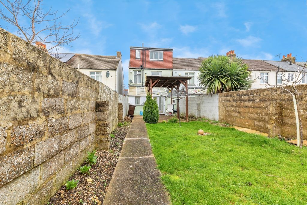 Property photo 1 of 15 Pbox-Img.Jpg