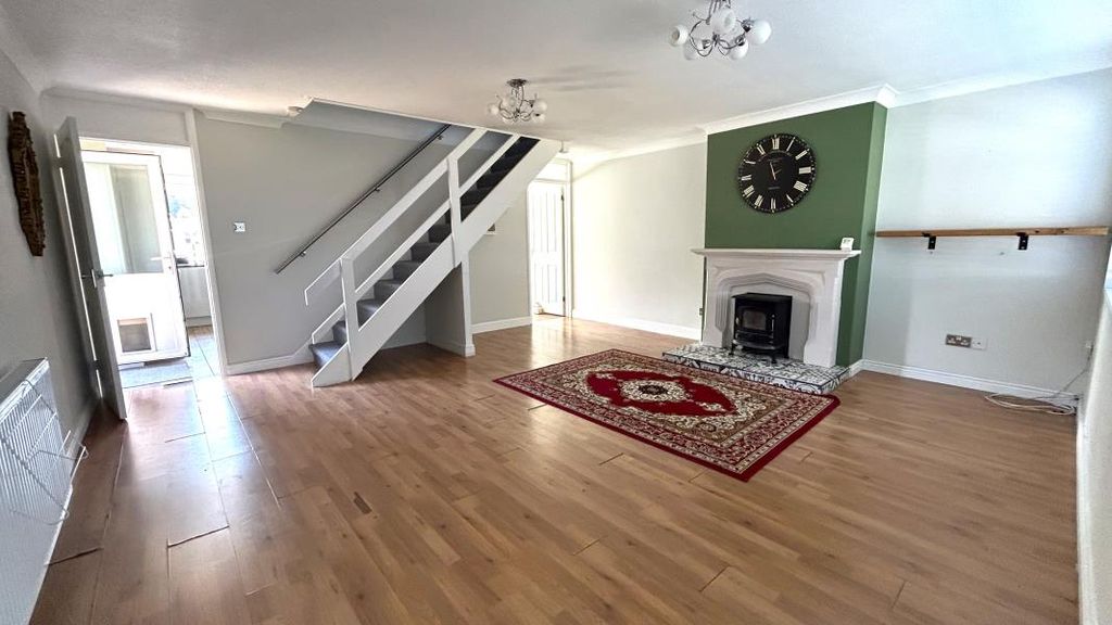 Property photo 2 of 15