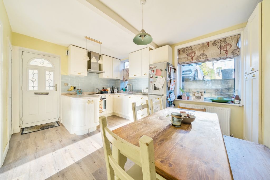 Property photo 1 of 23 Kitchen Diner