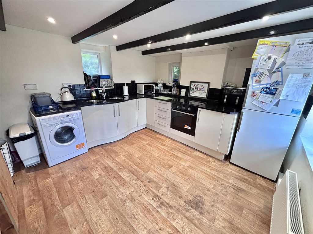 Property photo 3 of 13 Img_5443.Jpg