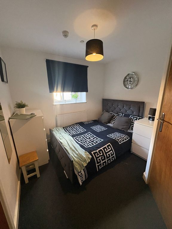 Property photo 1 of 4