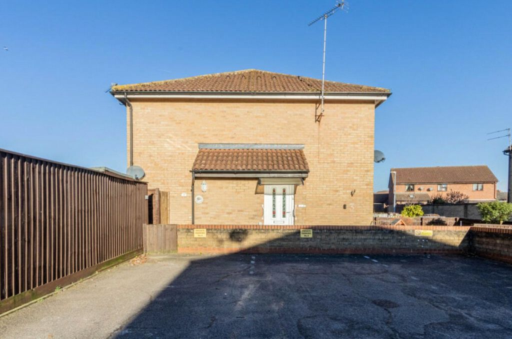 Property photo 1 of 7 Picture No. 10