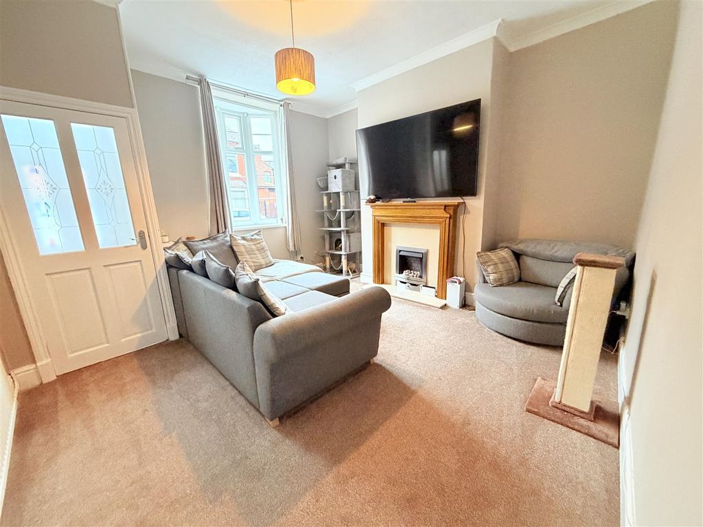 Property photo 3 of 23
