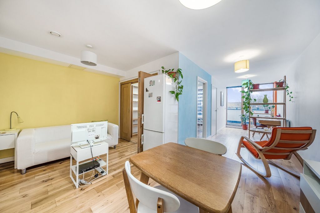 Property photo 1 of 14 3877362