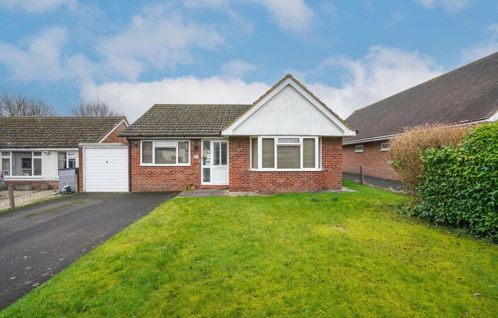 Property photo 1 of 16