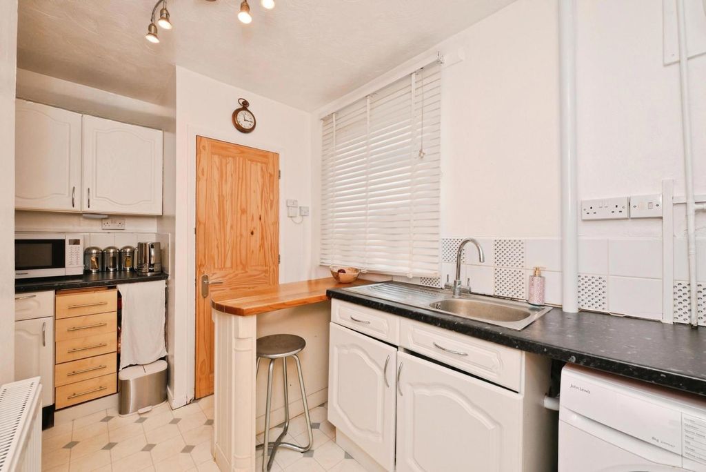 Property photo 3 of 29 Pbox-Img.Jpg