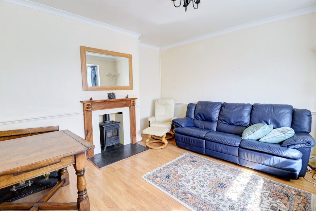 Property photo 2 of 10 Picture No. 03