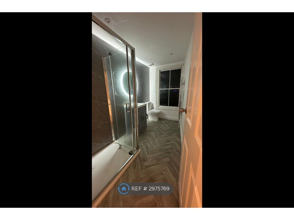 Property photo 2 of 3