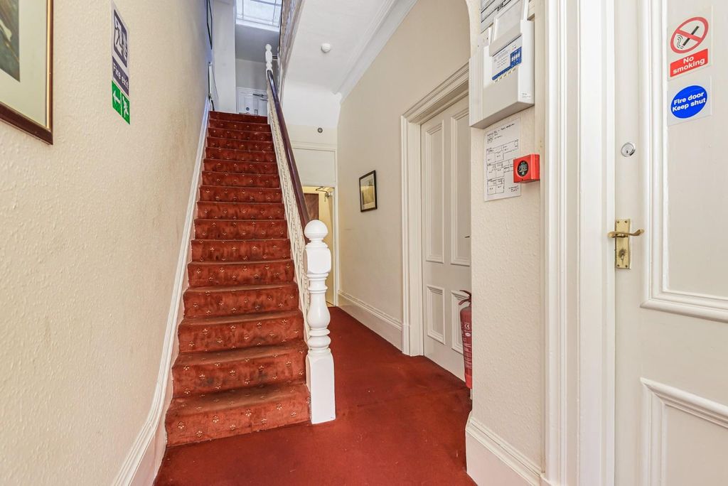 Property photo 2 of 30 880508 (2).Jpg