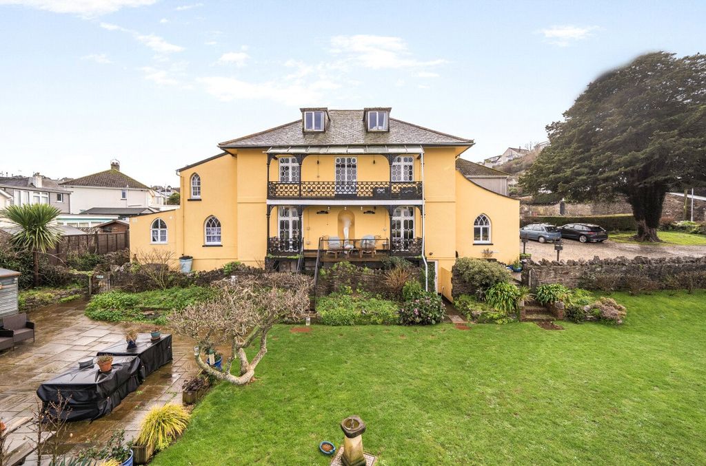 Property photo 1 of 44 Picture No. 51