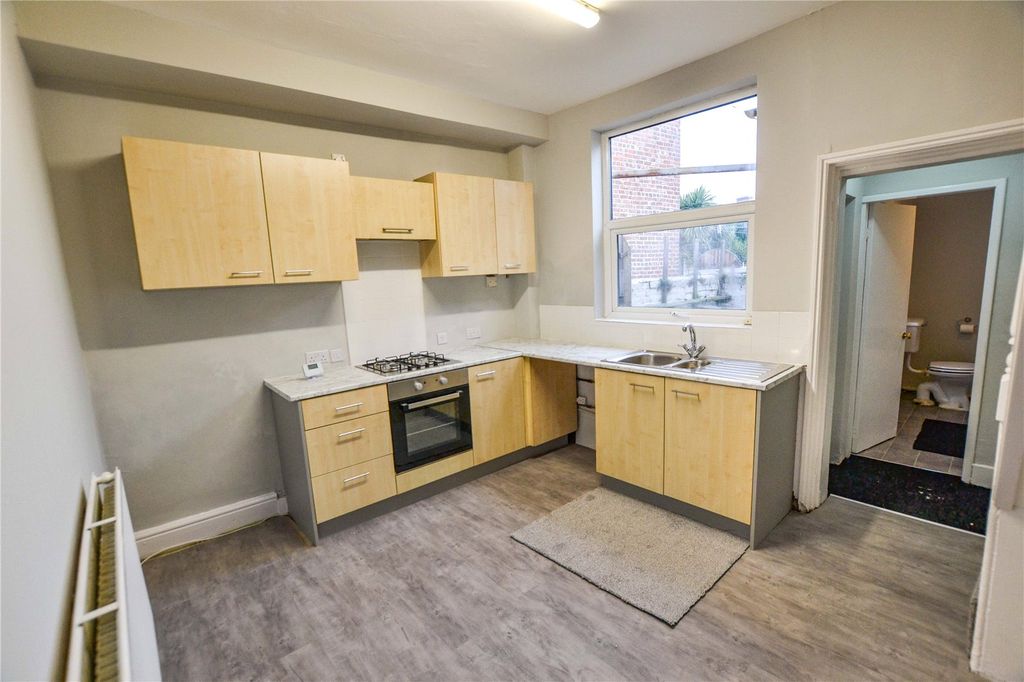 Property photo 3 of 8 Picture No. 02