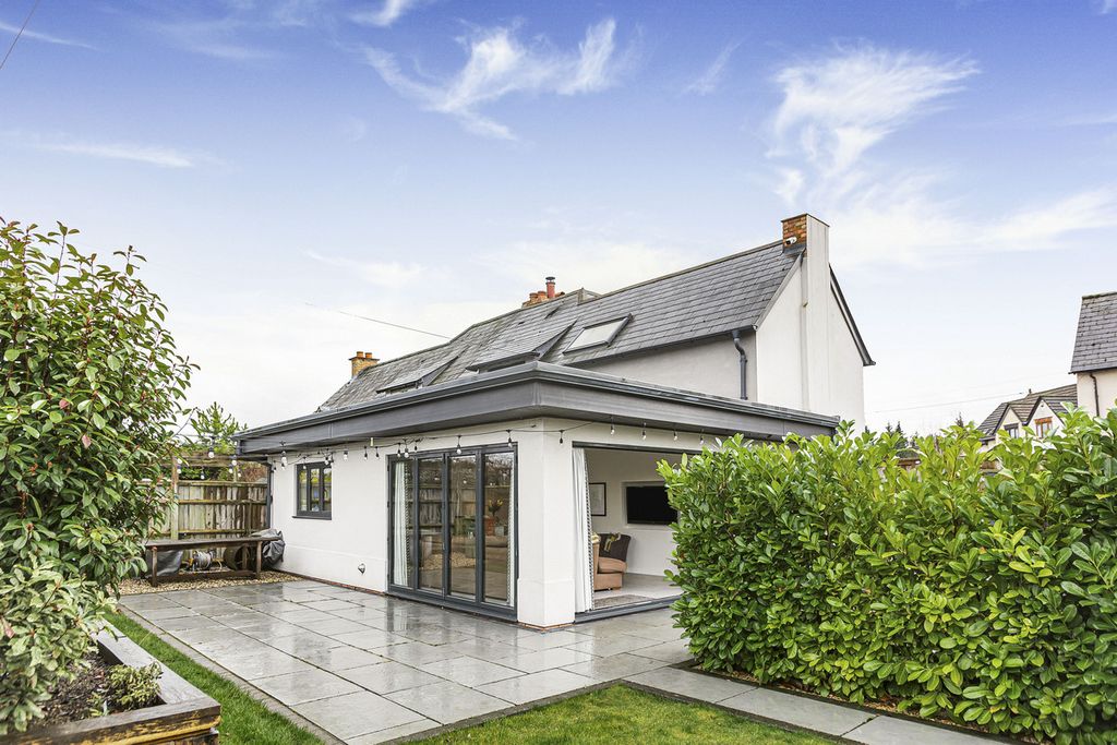 Property photo 1 of 39