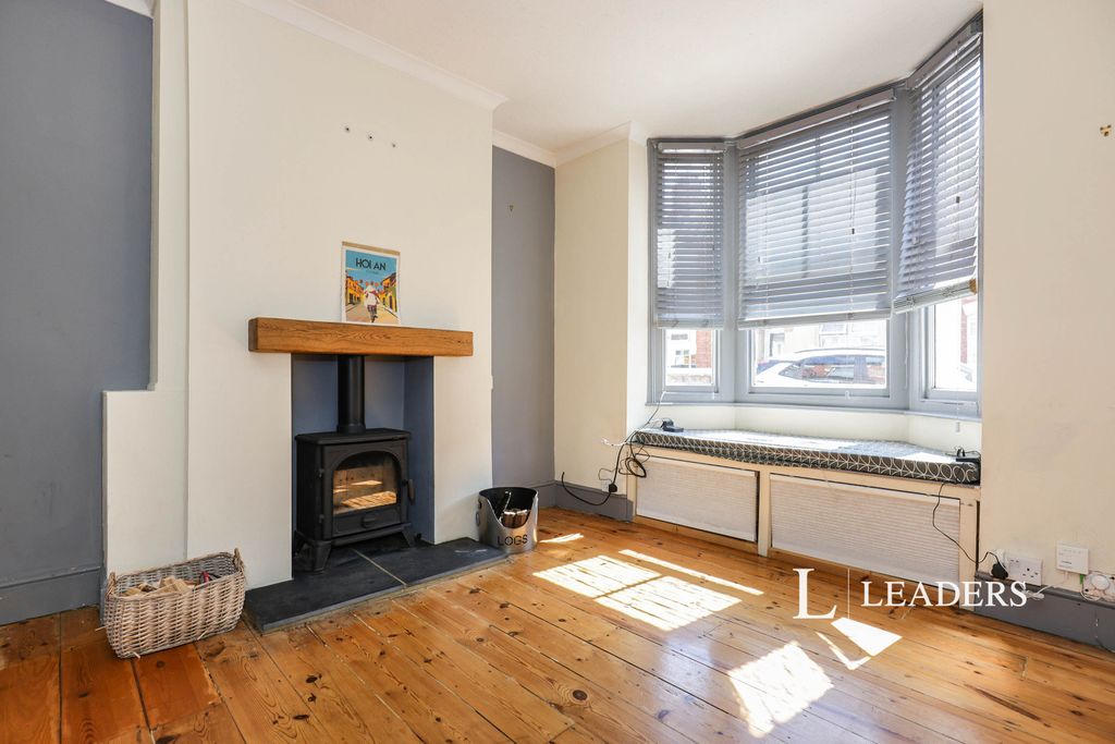 Property photo 2 of 10 2