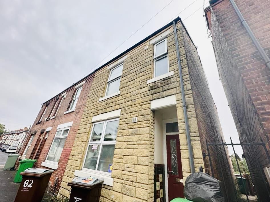 Property photo 3 of 14 External