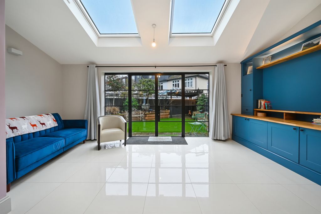 Property photo 1 of 17 Picture No. 08