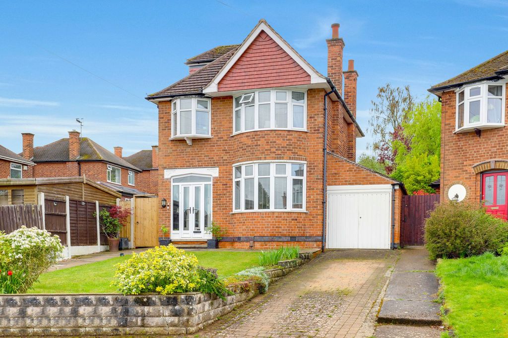 Property photo 1 of 23