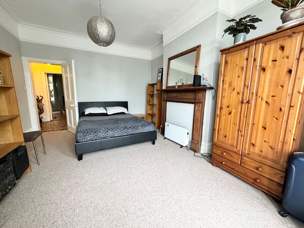 Property photo 2 of 9 Bedroom 1