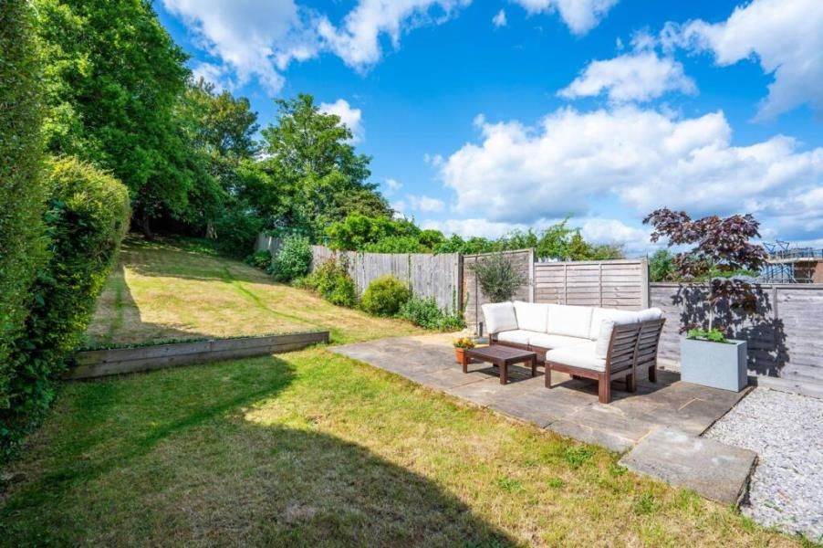 Property photo 3 of 17