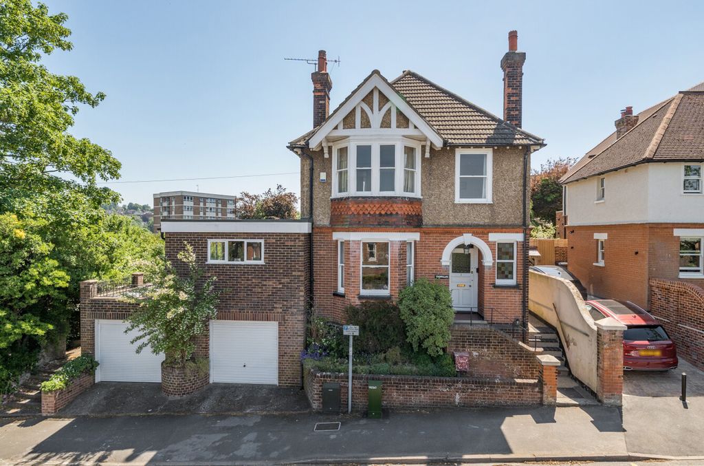 Property photo 1 of 24 1435127-2-6A16Ef9...