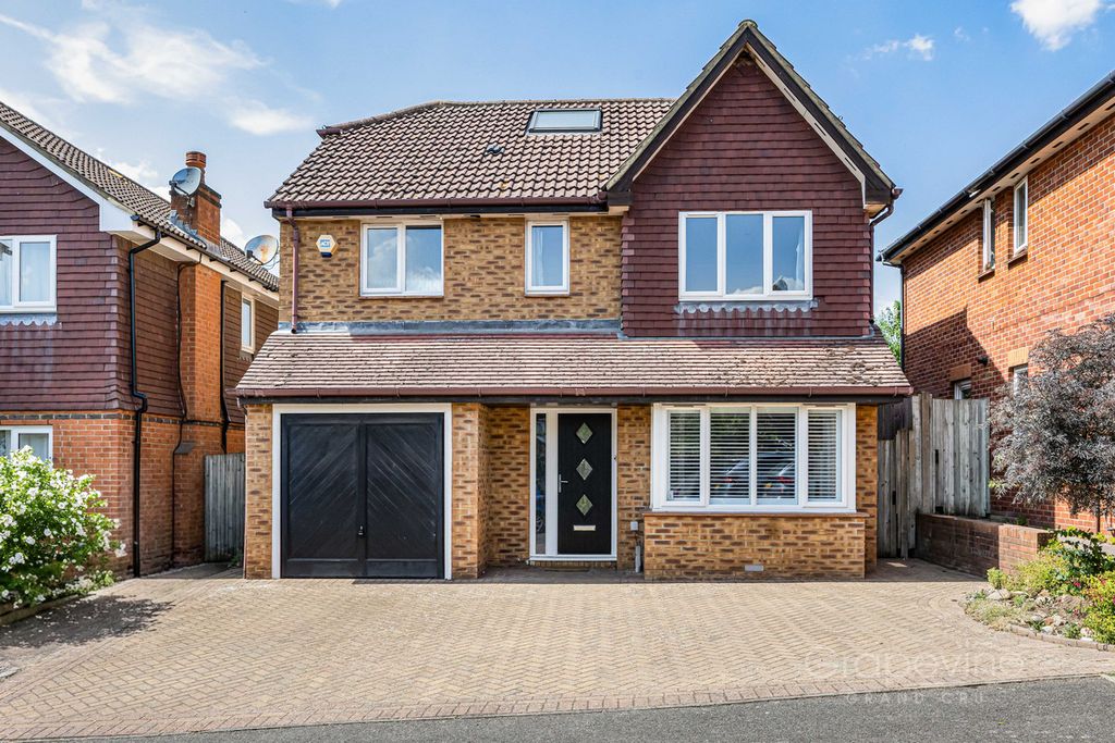 Property photo 1 of 30