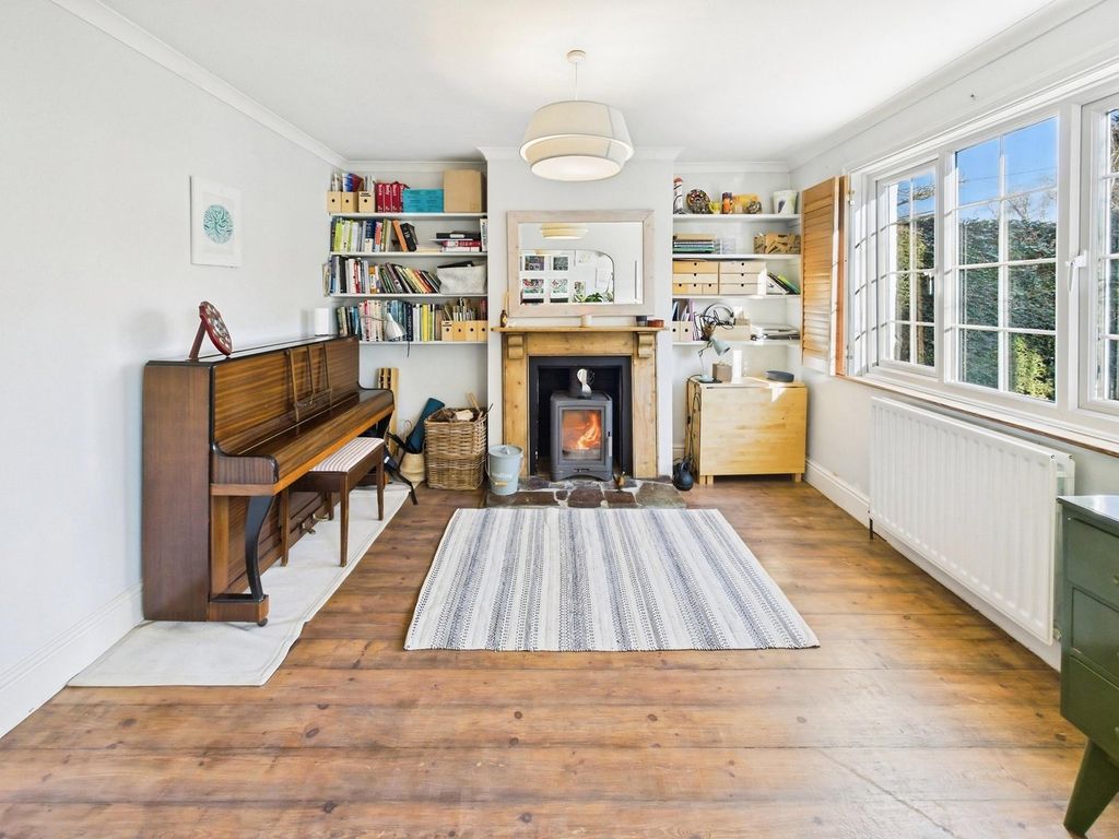 Property photo 2 of 22