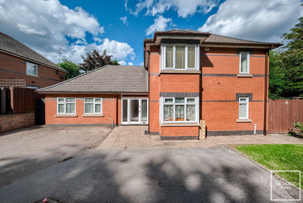 Property photo 1 of 22