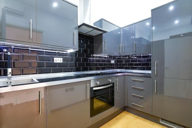 Property photo 2 of 10 Kitchen View