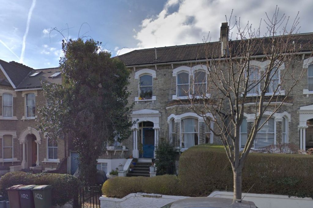Property photo 2 of 8 Flat D, 102 Breakspears Road, London Se4 1Ud