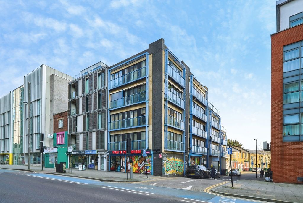 Property photo 2 of 14 Pbox-Img.Jpg