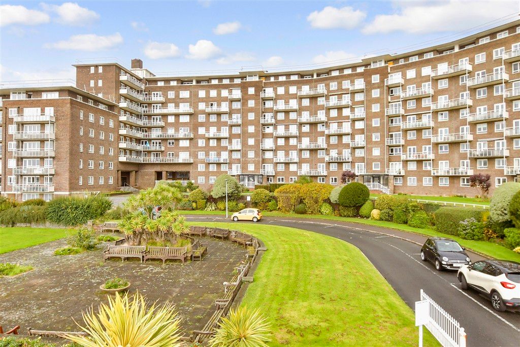 Property photo 1 of 18 External Front Web...
