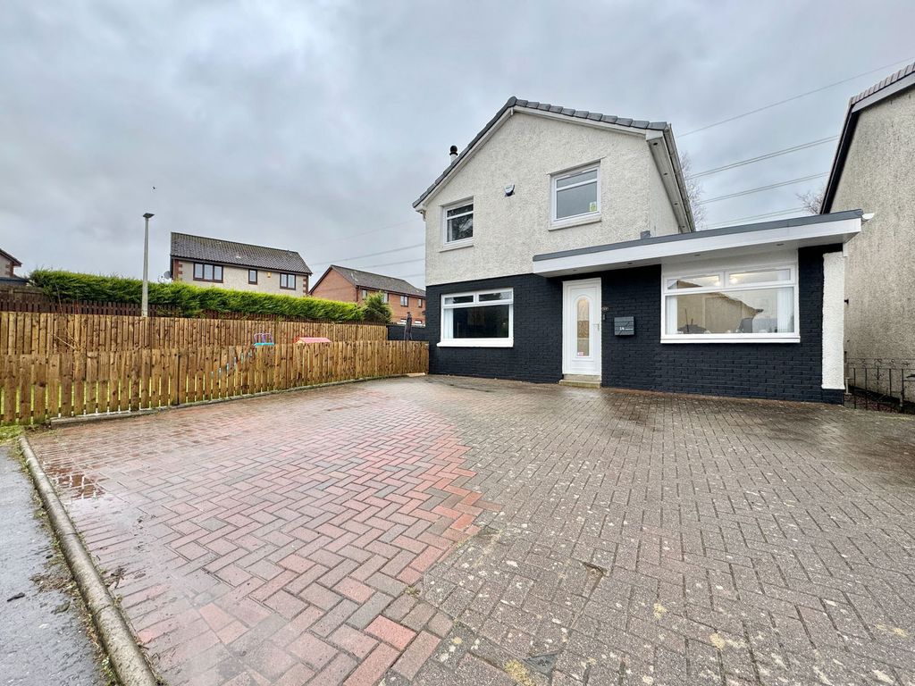 Property photo 1 of 37