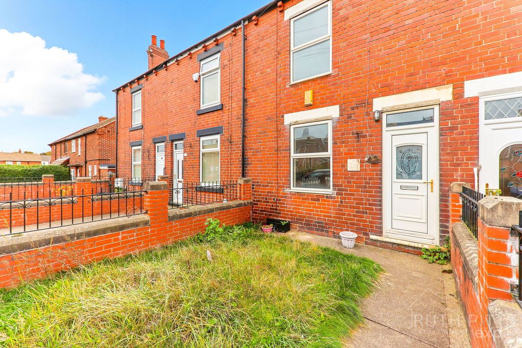 Property photo 2 of 21