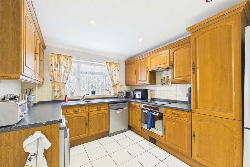 Property photo 3 of 9 Picture No. 08