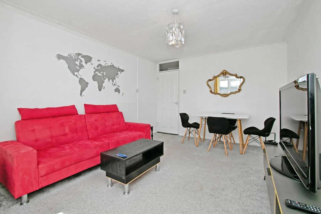 Property photo 3 of 15 Pbox-Img.Jpg