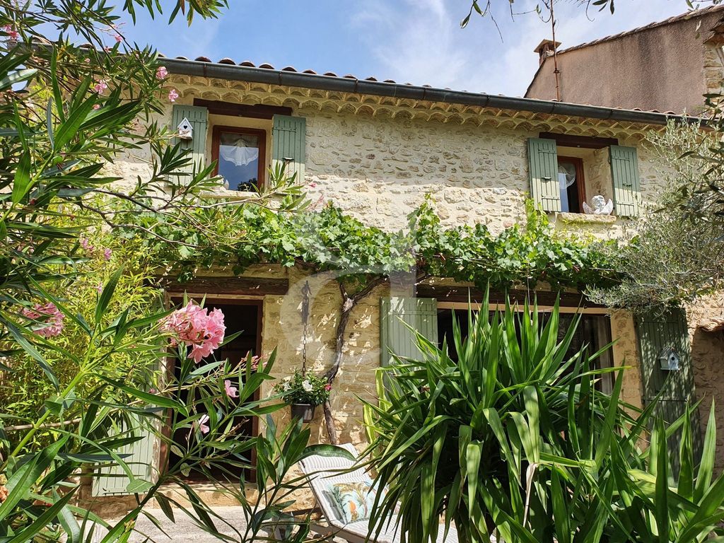 Property photo 1 of 32