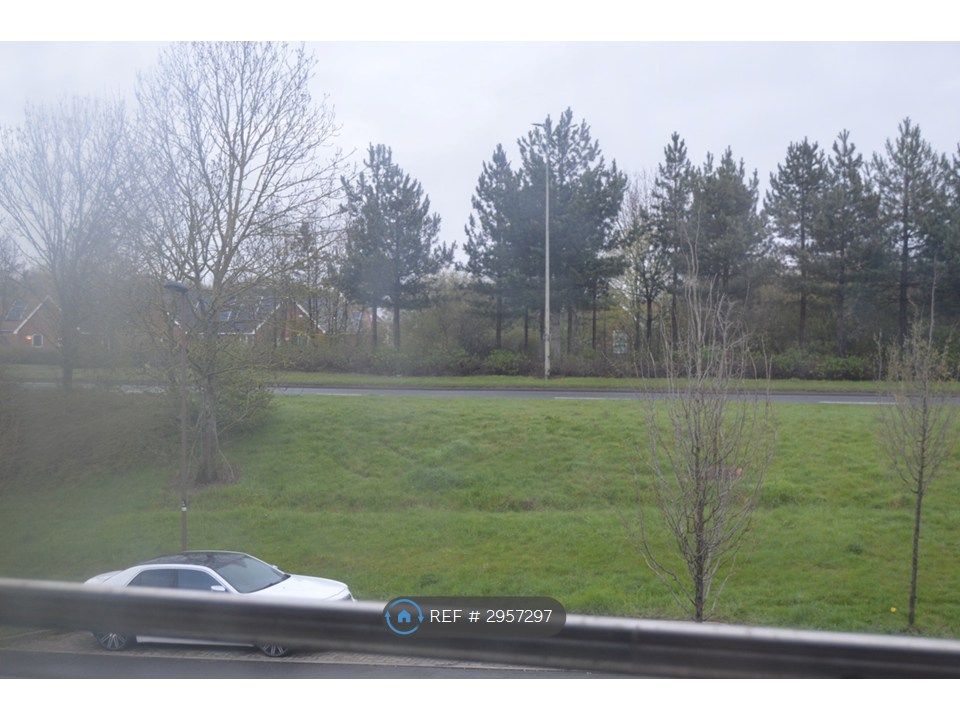 Property photo 3 of 24