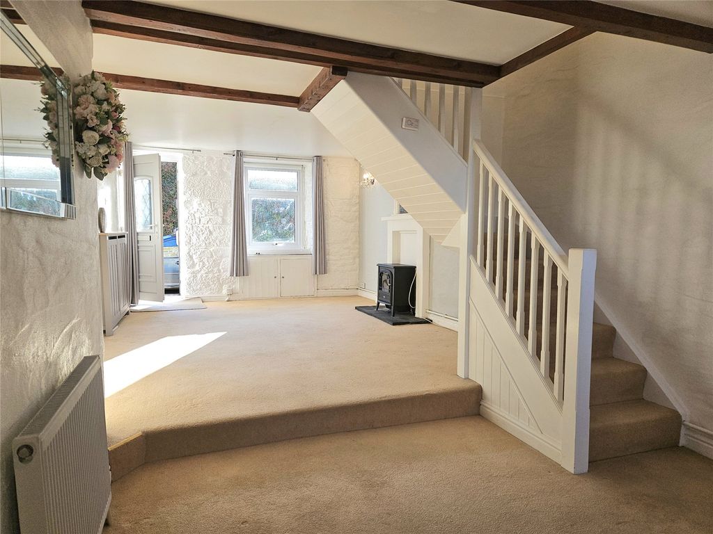 Property photo 2 of 15 2 - Picture No. 08