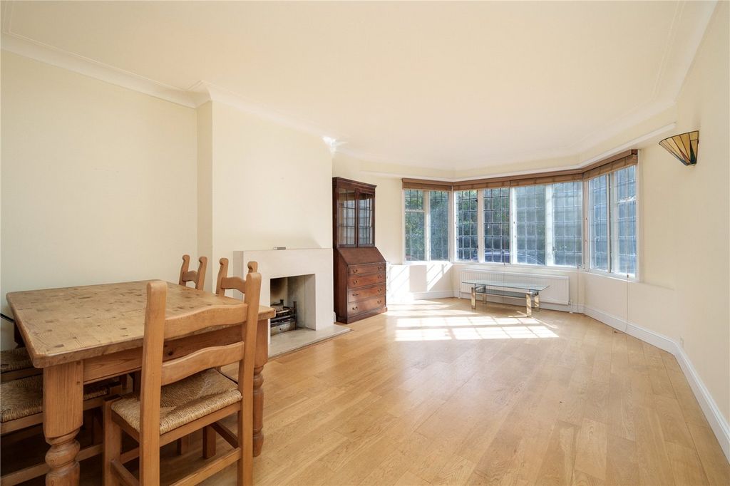 Property photo 2 of 11 Picture No. 03