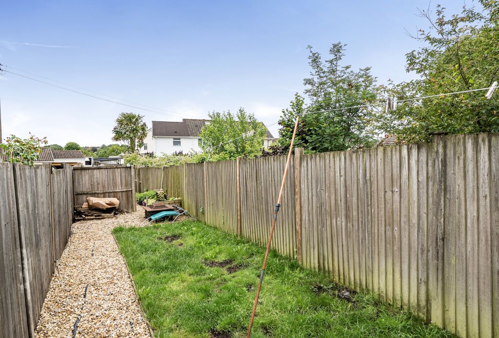 Property photo 3 of 16 1479297-7-6A2Bec0...