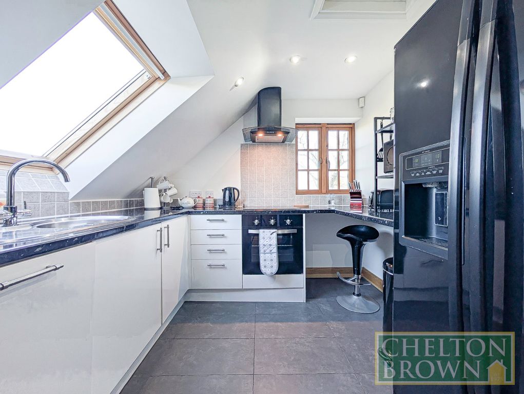 Property photo 3 of 36 Kitchen