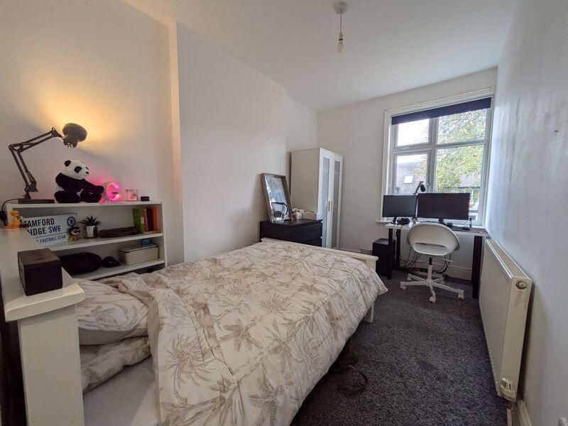 Property photo 3 of 13 A Cozy Student Bedroom Featuring A Comfy Bed, A St...