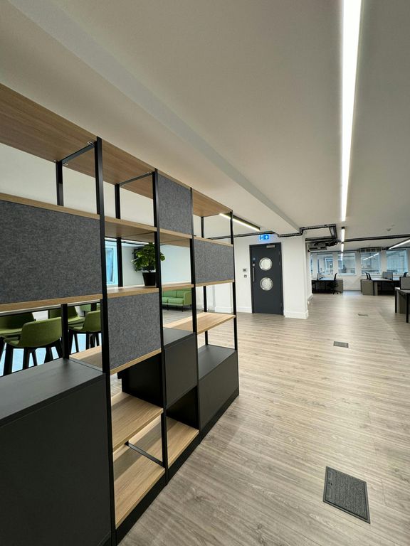 Property photo 2 of 11 1