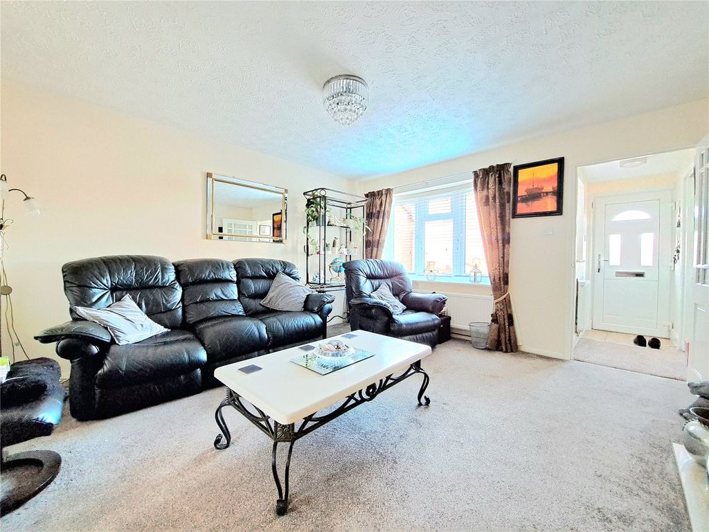 Property photo 2 of 18 Picture No. 02
